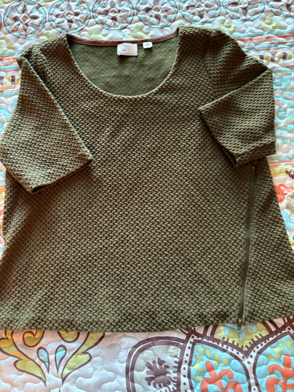 Anthropologie Olive Green Women's Knit Scoop Neck Medium